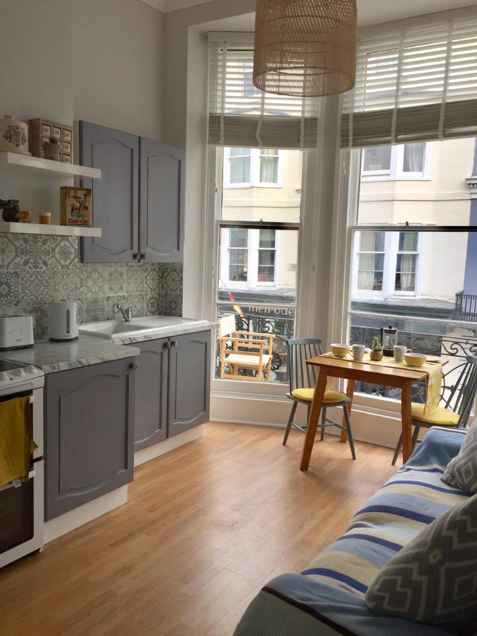 Striking Seaside One Bed Balcony Flat In Brighton 아파트 외부 사진